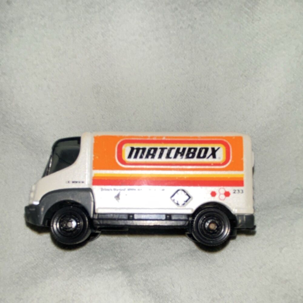 Matchbox eStar Electric Van White Orange Black Diecast 1:64